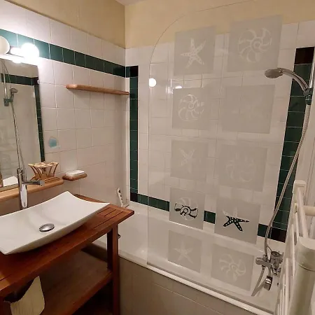 Apartment Cosy Au Coeur D'autrans, 100m Des Pistes, Balcon, 28m², 4 Pers, Bien Equipe, 2 Etoiles - Fr-1-737-36 *